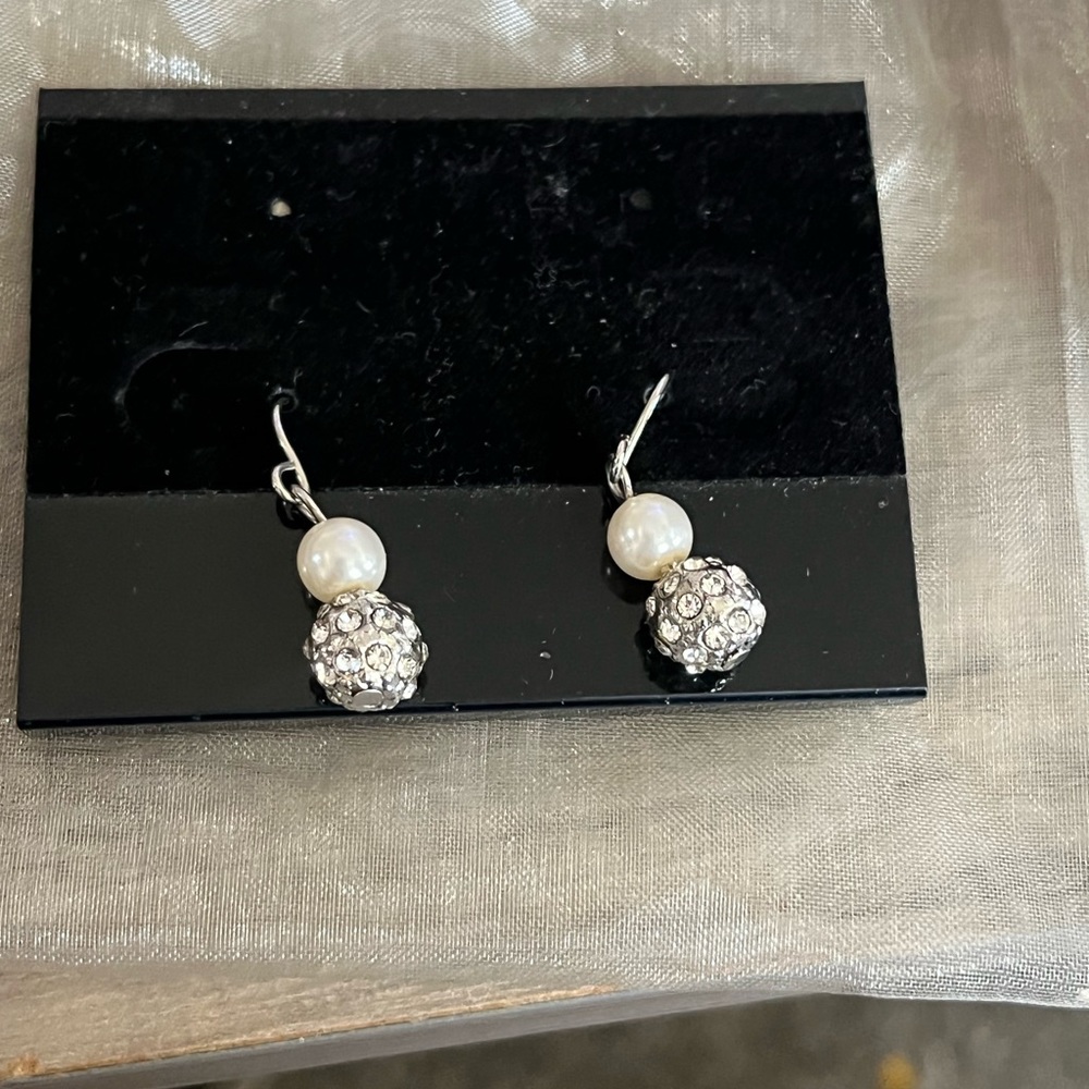 Pearl and crystal earrings